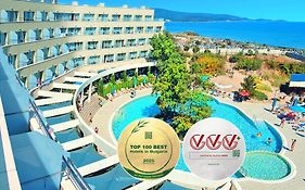 Jeravi Club Hotel